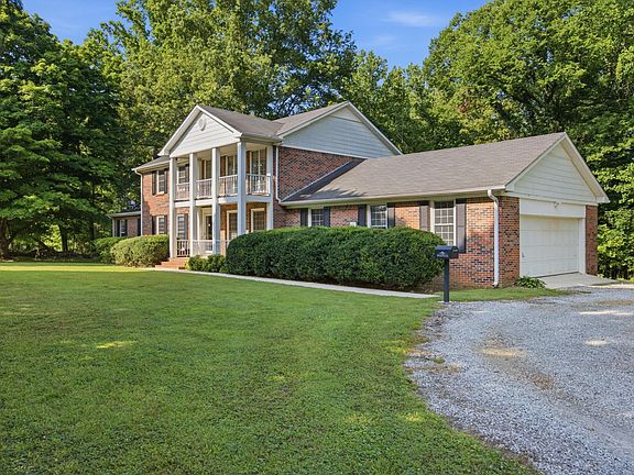 4th image of 109 Carter Farris Ln