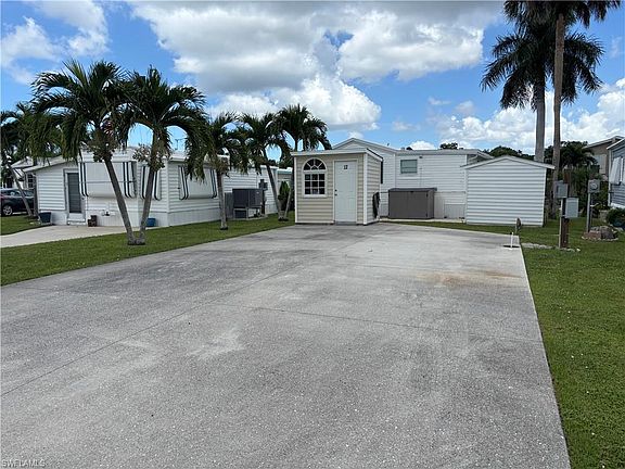 2nd image of 12 Pearl DR