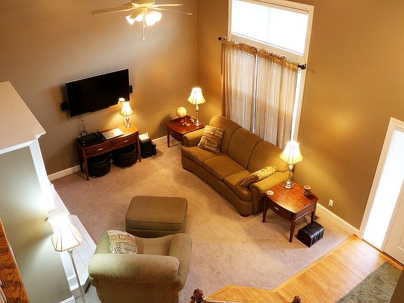 3rd image of 5154 Merit Ln