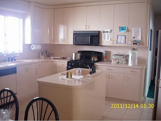 Sold by Brooklyn Realty Center Inc. | media 5