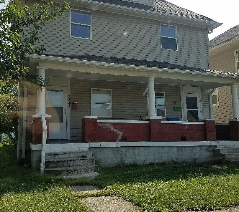 1st image of 2323 N Kenwood Ave