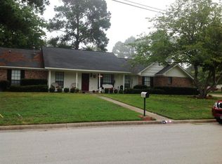 101 Beechmont Cir, Lufkin, TX 75904