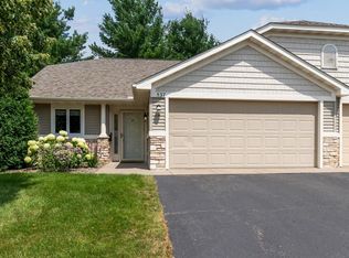 537 Williamsburg Pl, New Richmond, WI 54017