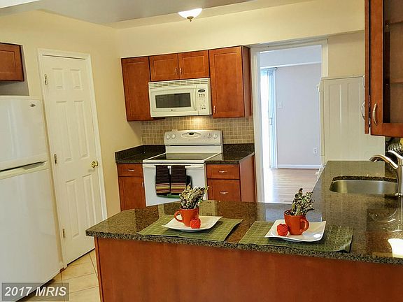 5th image of 14417 Cool Oak Ln