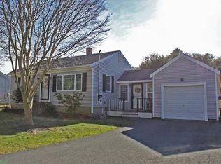 472 Chase Rd, Dartmouth, MA 02747