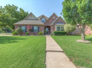 102 W 35th St, Sand Springs, OK 74063