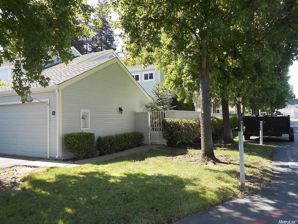 1st image of 2930 Driftwood Pl APT 21