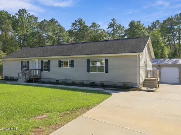 756 Ridgecrest Lane, Rocky Point, NC 28457