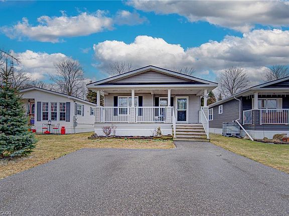 2nd image of 1429 Sheffield Rd #11