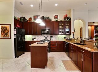 236 Bayou Bend Rd, Groveland, FL 34736