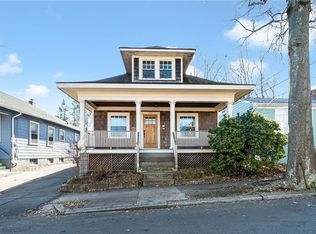 155 10th St, Providence, RI 02906