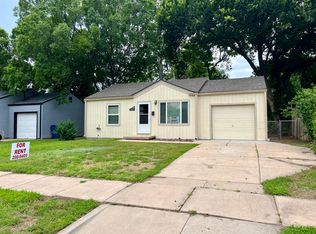 1039 S Waverly Rd, Wichita, KS 67218