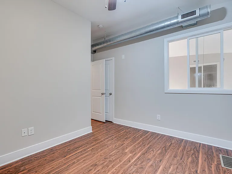 2001 Spring Garden St #303 — Photo 17