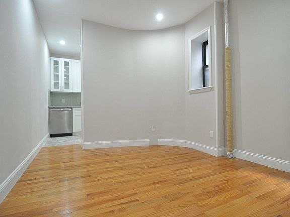 3rd image of 656 Saint Nicholas Ave APT 21