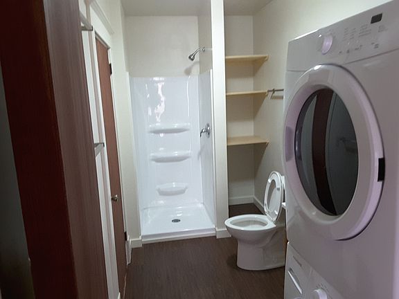 4th image of 901 N 29th St