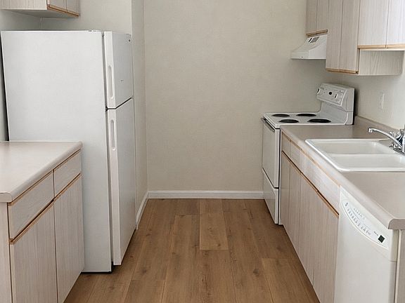 3rd image of 1645 NE Merman Dr #303