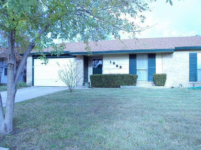 1st image of 1609 Bosque Dr