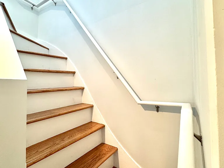 187 Webster Ave #2 — Photo 13