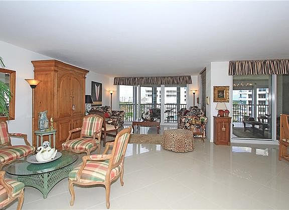 2nd image of 4401 Gulf Shore Blvd N #C-1404