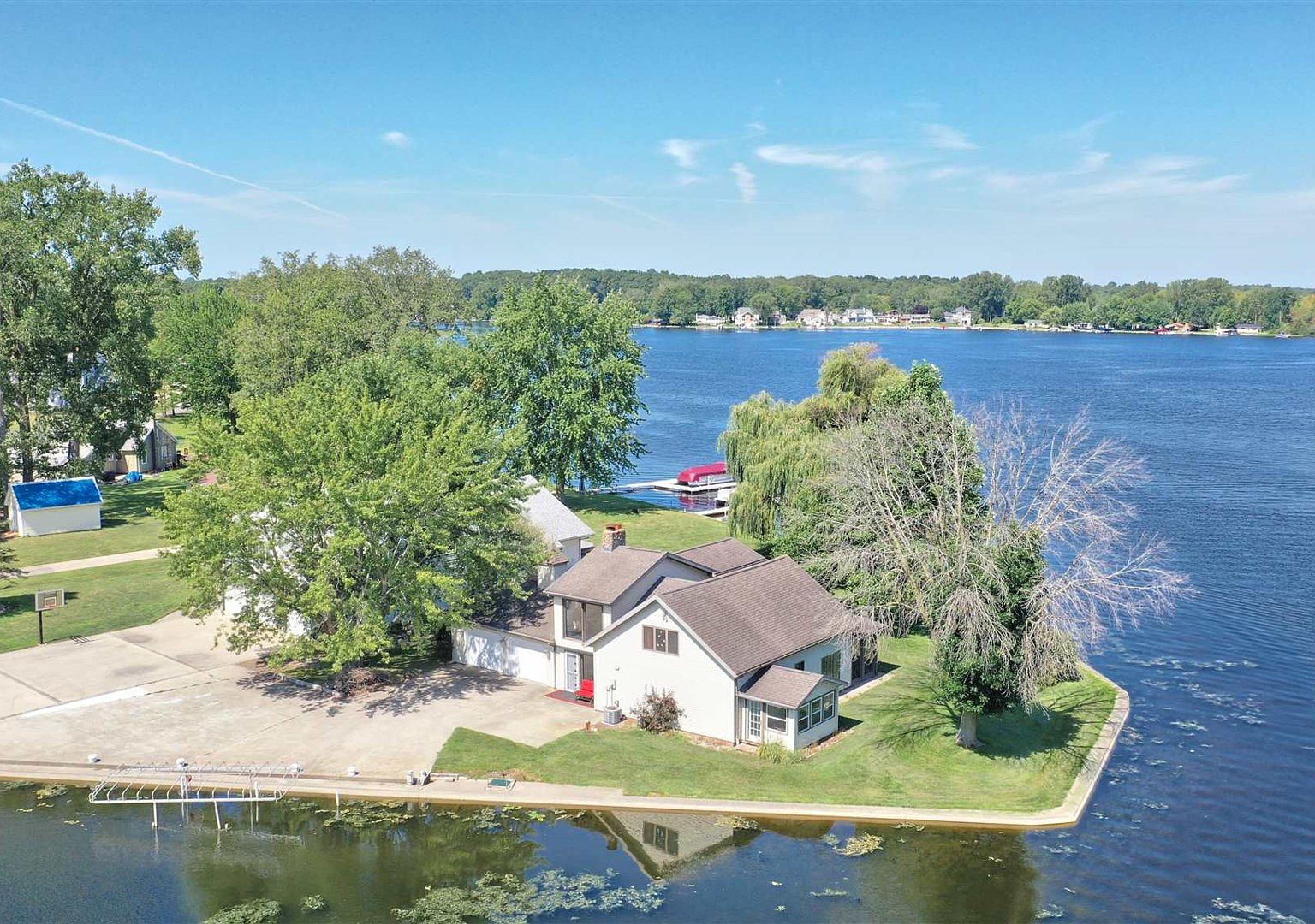 249 Ems B20c2 Ln, Pierceton, IN 46562 | Zillow