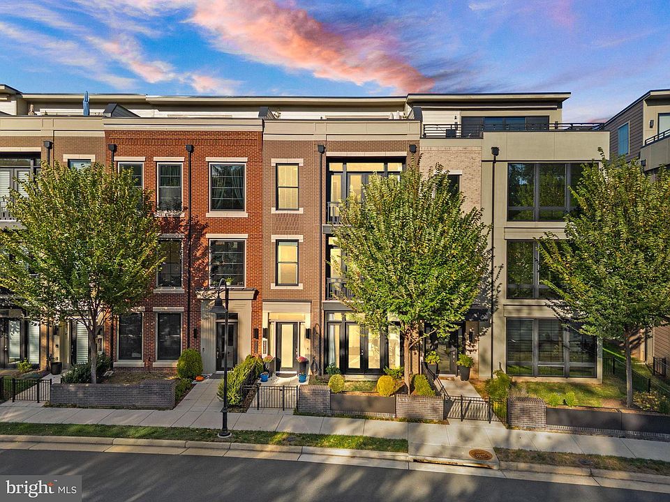 1st image of 20304 Northpark Dr