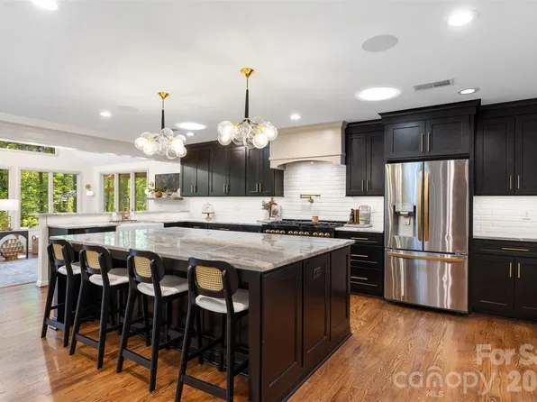 27 Timberidge Dr, Clover, SC 29710