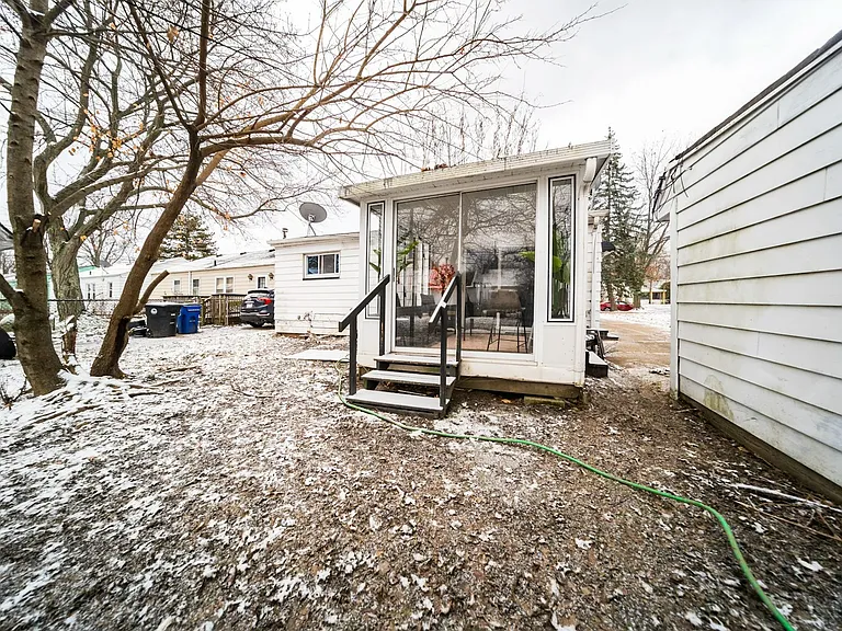 2513 Greenvale Rd — Photo 33