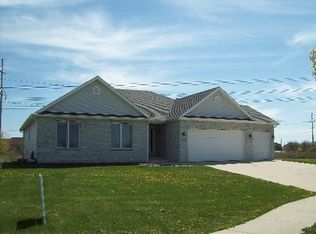 26257 S Rachael Dr, Channahon, IL 60410