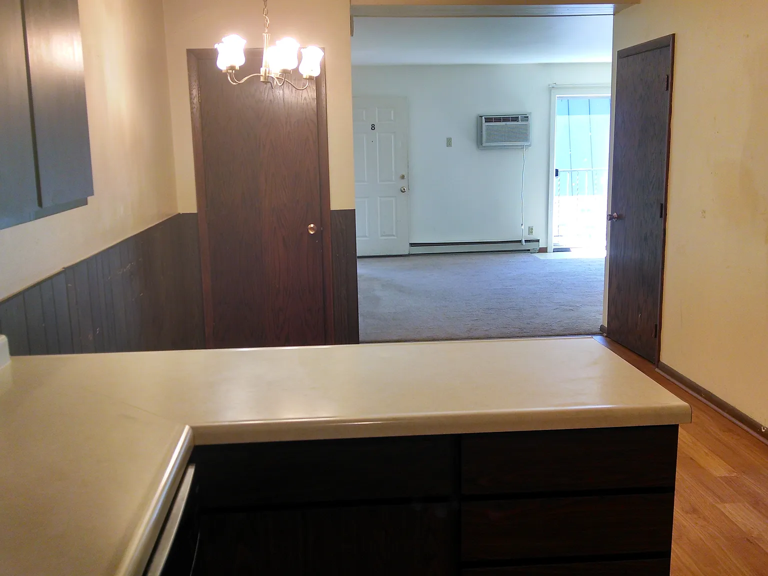 3 bed, 1.5 bath, $1,290 — Photo 4