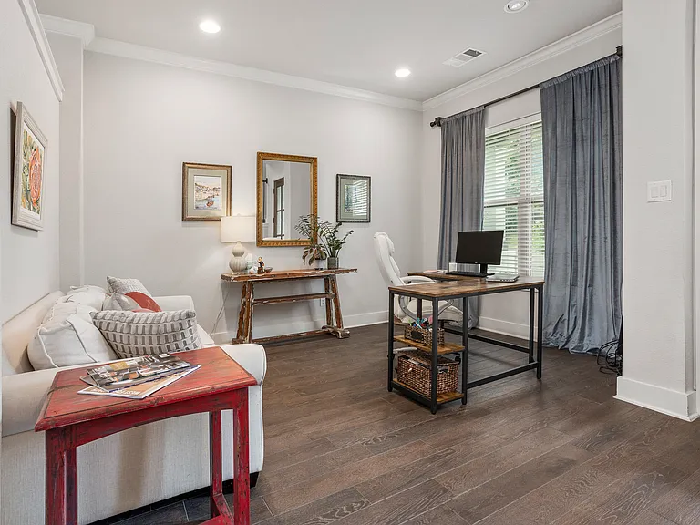 1825 Oak Trail Dr — Photo 33