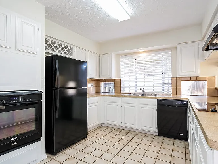 5502 Village Springs Dr — Photo 6