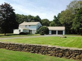 18 High St, Dartmouth, MA 02748