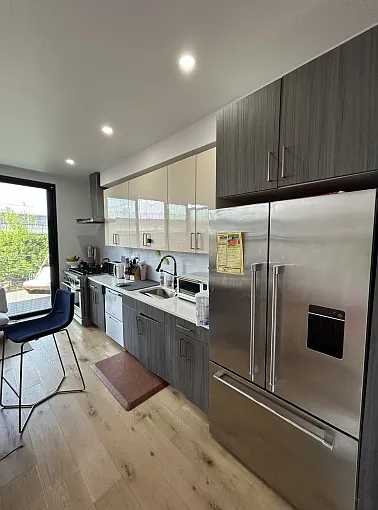 2077 Pacific St — Photo 7