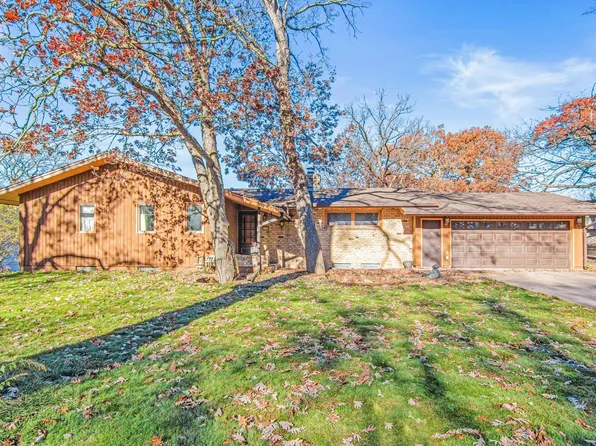 1745 Innsbruck Pkwy W, Minneapolis, MN 55421