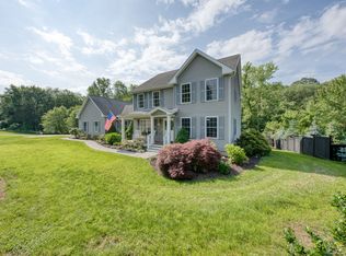 40 Fir Grove Rd, Manchester, CT 06040