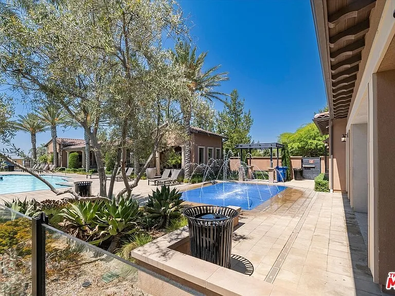 20646 W Chestnut Cir — Photo 37