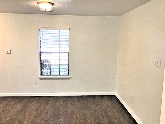 4th image of 9210 Grove Haven Dr