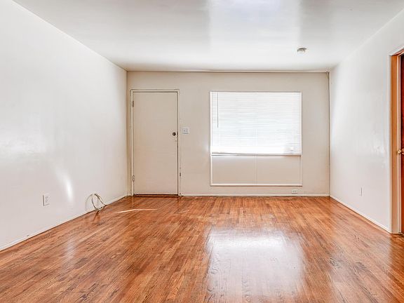 4th image of 4709 W McFadden Ave