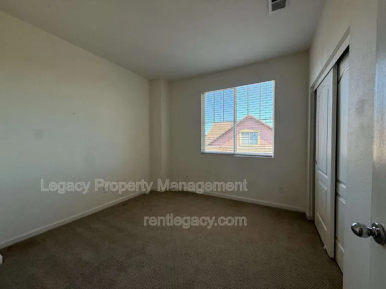 1552 Bailey Dr — Photo 17
