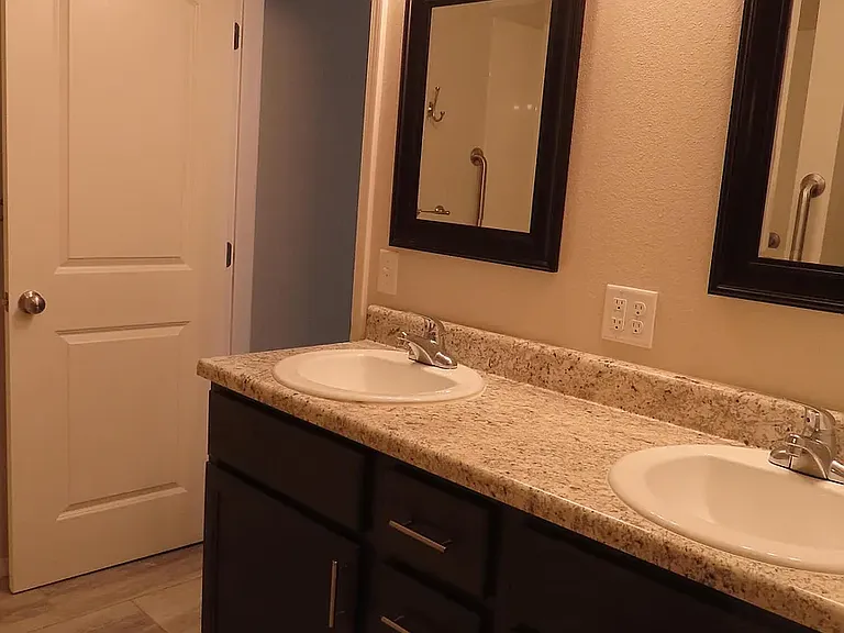 478 W Melody Ln — Photo 22