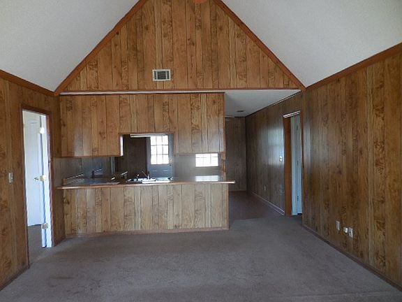5th image of 163 Country Dr