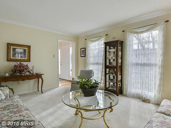 Living Room is just off the floyer