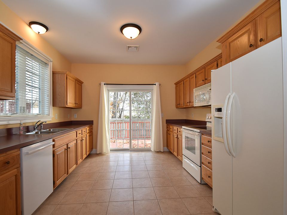 Dobson Commons 9 Dobson Commons Cir Vernon Rockville CT Zillow