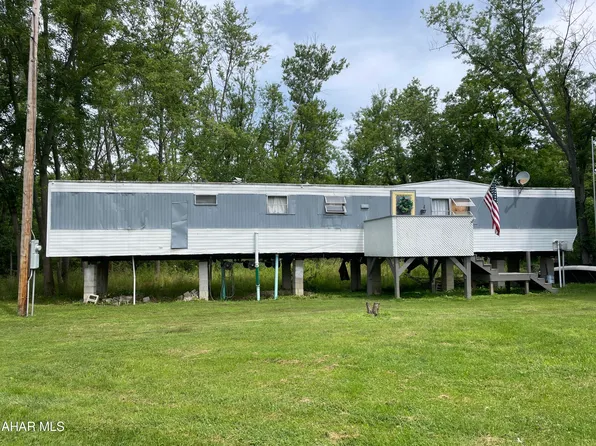 118 Pavilion Ln, Bedford, PA 15522