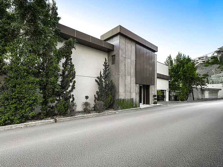 1623 Viewmont Dr — Photo 6
