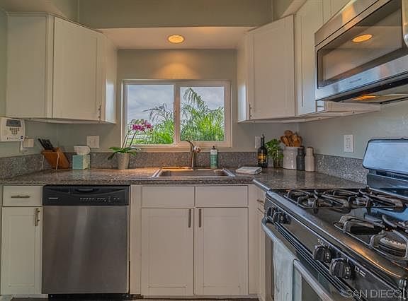 3rd image of 3611 Florence St
