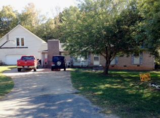 344 Pearson St, Blacksburg, SC 29702