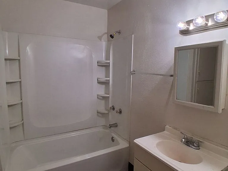 1331-1349 E San Bruno Ave — Photo 11
