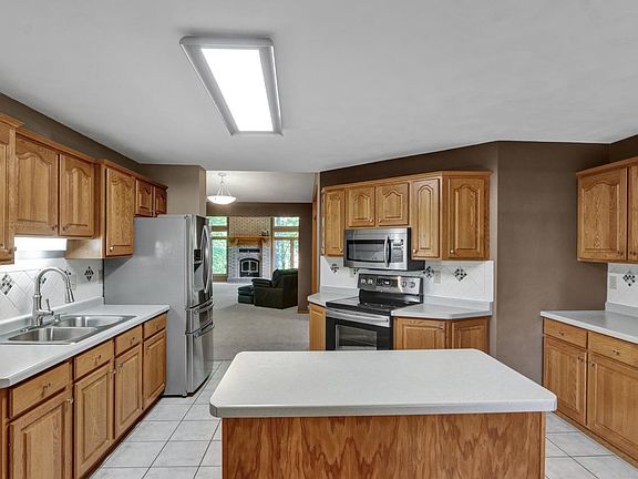 5th image of 1750 Ashford Dr