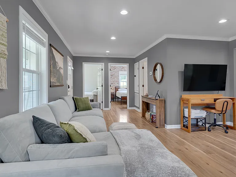 113 Murray St — Photo 16